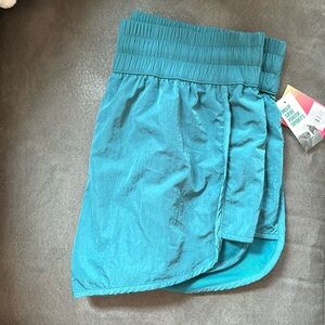 DSG shorts with pockets. Bluish Green